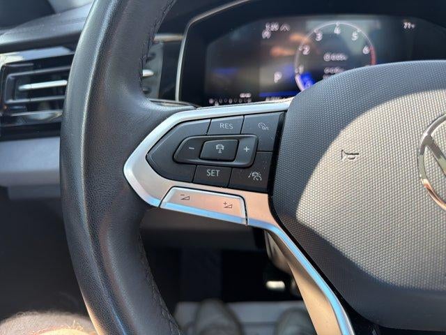 2025 Volkswagen Jetta SE Auto