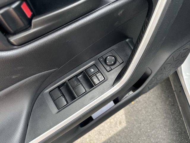 2025 Toyota RAV4 Hybrid LE AWD (Natl)
