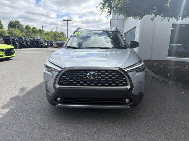 2025 Toyota Corolla Cross XLE 4WD (Natl)