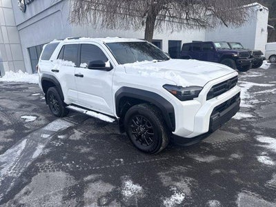 2025 Toyota 4Runner SR5 4WD (GS)