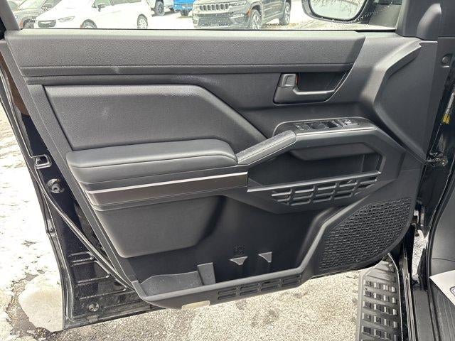 2025 Toyota 4Runner SR5 4WD (GS)