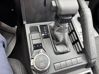 2025 Toyota 4Runner SR5 4WD (GS)