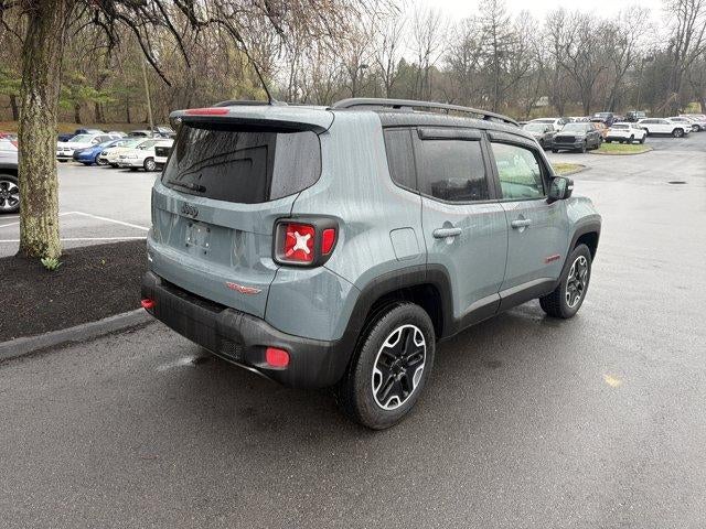 2016 Jeep Renegade 4WD 4dr Trailhawk