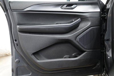 2023 Jeep Grand Cherokee Laredo X 4x4