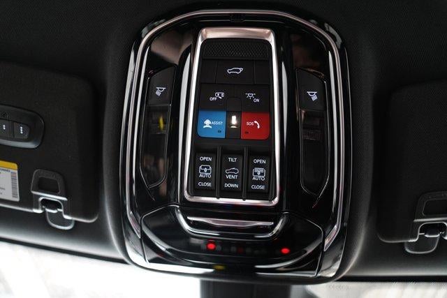 2022 Jeep Grand Cherokee Overland 4x4