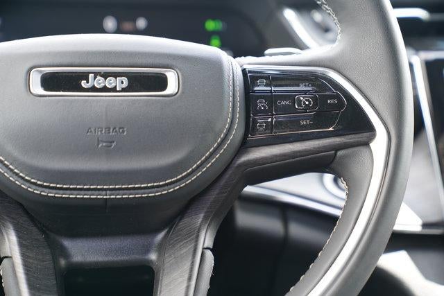 2023 Jeep Grand Cherokee 4xe Overland 4x4