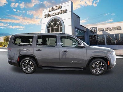 2023 Jeep Wagoneer Series III 4x4