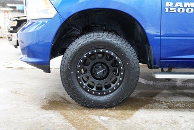 2017 RAM 1500 Express 4x4 Quad Cab 6'4" Box