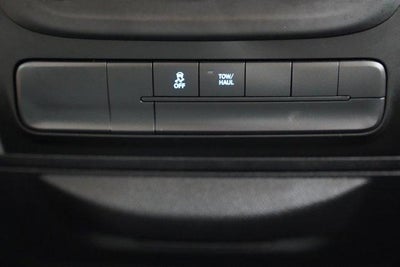 2017 RAM 1500 Express 4x4 Quad Cab 6'4" Box