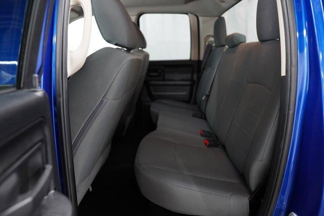 2017 RAM 1500 Express 4x4 Quad Cab 6'4" Box