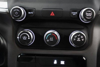 2021 RAM 1500 Big Horn 4x4 Quad Cab 6'4" Box