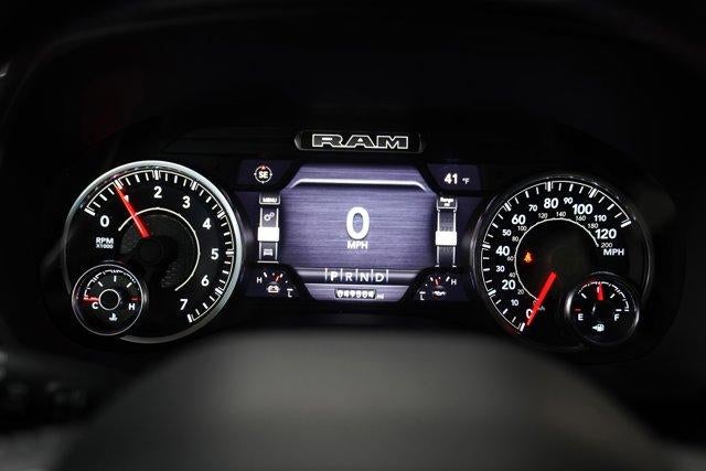 2022 RAM 1500 Big Horn 4x4 Crew Cab 5'7" Box