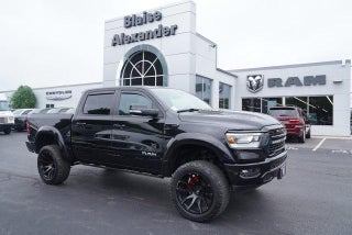 2022 RAM 1500 Laramie 4x4 Crew Cab 5'7" Box