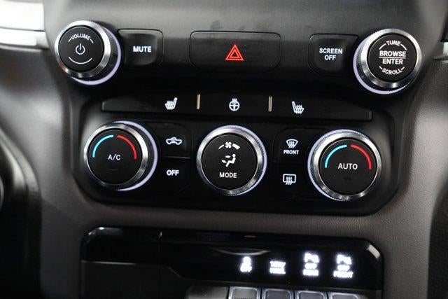 2022 RAM 1500 Big Horn 4x4 Crew Cab 6'4" Box