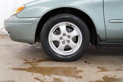 2007 Ford Taurus 4dr Sdn SE