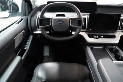 2025 Ford Expedition Active 4x4