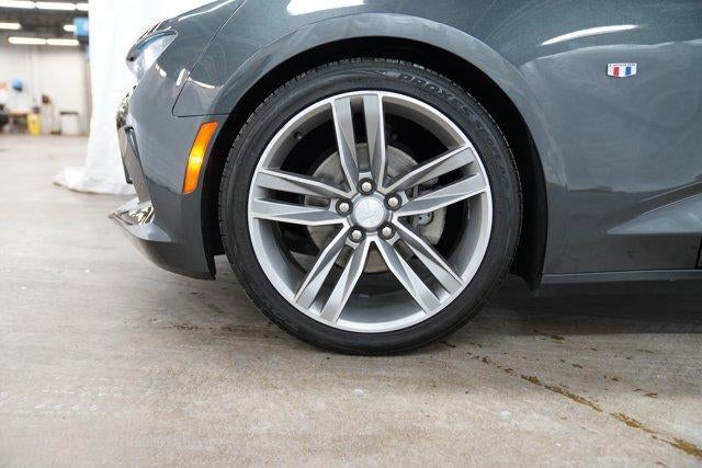 2018 Chevrolet Camaro 2dr Convertible 1LT