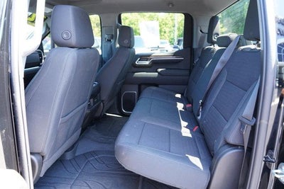 2022 Chevrolet Silverado 1500 Crew Cab Standard Box 4-Wheel Drive RST