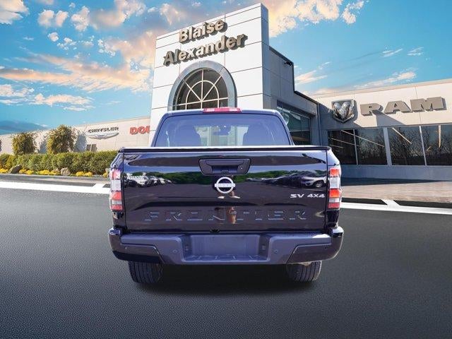 2024 Nissan Frontier Crew Cab 4x4 SV