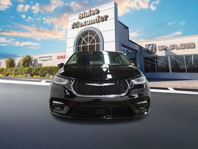 2024 Chrysler Pacifica Touring L FWD