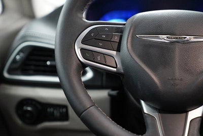 2024 Chrysler Pacifica Touring L FWD