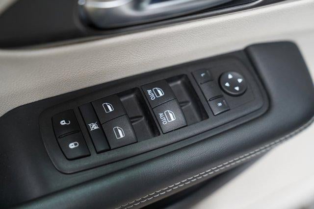 2024 Chrysler Pacifica Touring L FWD