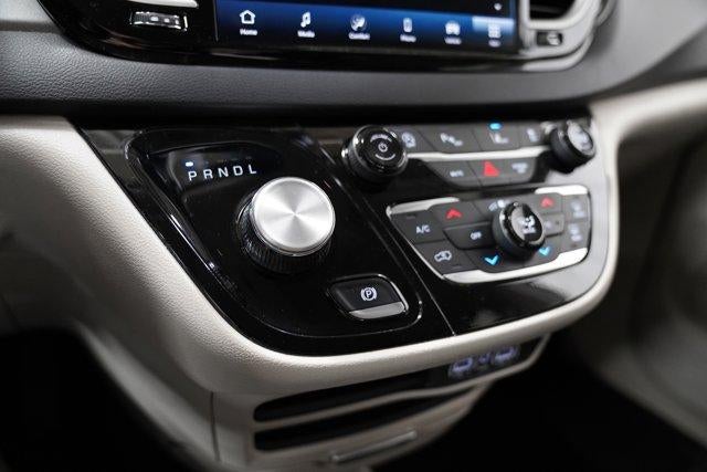 2024 Chrysler Pacifica Touring L FWD