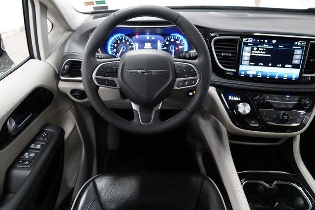 2024 Chrysler Pacifica Limited FWD