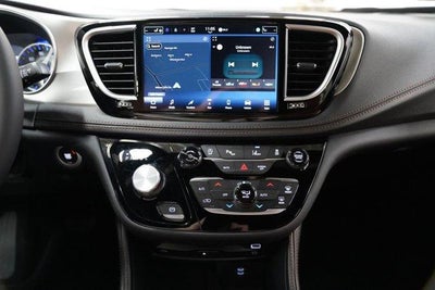 2026 Chrysler Pacifica Pinnacle AWD