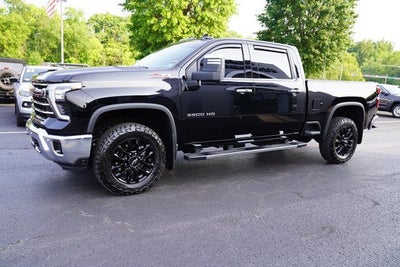 2025 Chevrolet Silverado 3500 HD Crew Cab Standard Box 4-Wheel Drive LTZ
