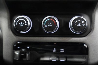 2024 RAM 3500 Tradesman 4x4 Crew Cab 8' Box