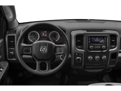 2014 RAM 1500 4WD Crew Cab 5.7 Ft Box Express