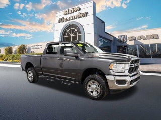 2023 RAM 2500 Tradesman 4x4 Crew Cab 6'4" Box