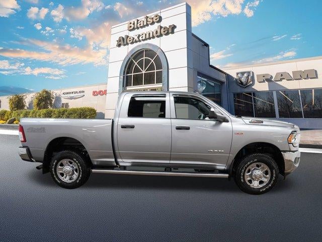 2022 RAM 2500 Tradesman 4x4 Crew Cab 6'4" Box