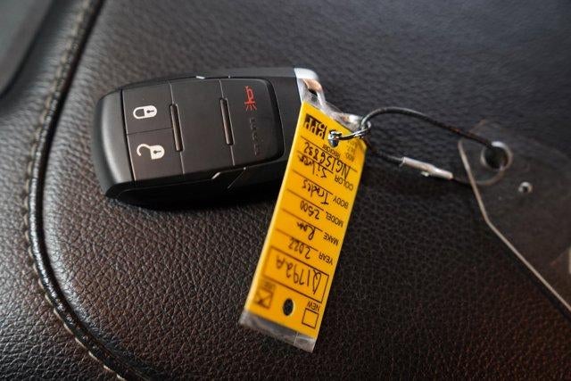 2022 RAM 2500 Tradesman 4x4 Crew Cab 6'4" Box