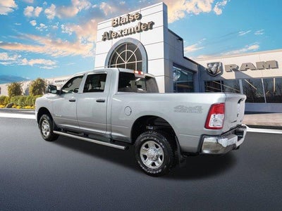 2022 RAM 2500 Tradesman 4x4 Crew Cab 6'4" Box