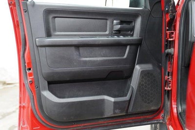 2016 RAM 2500 4WD Crew Cab 8 Ft Box Tradesman