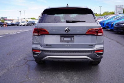 2022 Volkswagen Taos SE 4MOTION