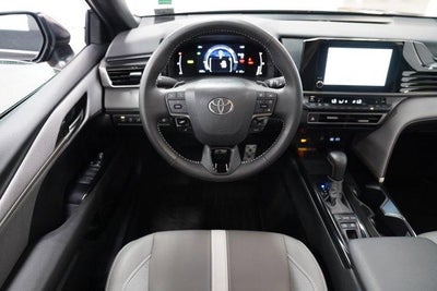 2026 Toyota Camry SE AWD (Natl)