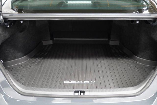 2026 Toyota Camry SE AWD (Natl)
