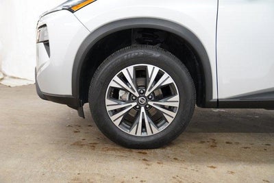 2025 Nissan Rogue AWD SV