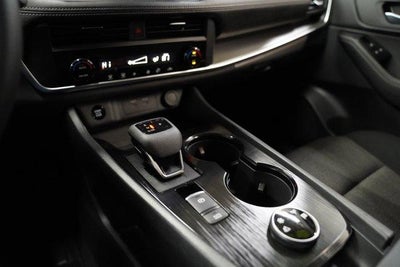 2025 Nissan Rogue AWD SV