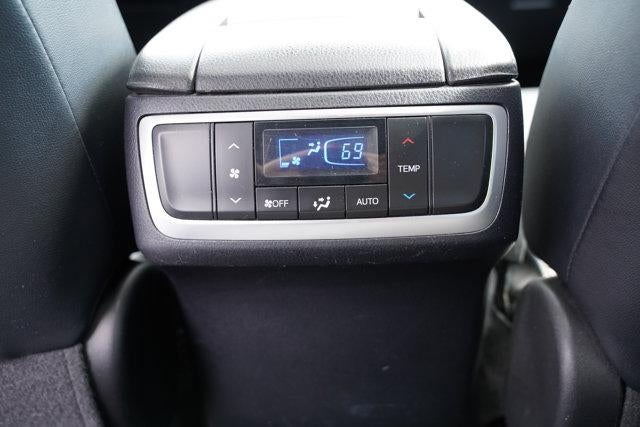 2016 Toyota Highlander AWD 4dr V6 XLE (Natl)