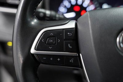 2024 Toyota Highlander LE AWD (SE)