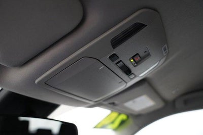 2024 Toyota Highlander LE AWD (SE)