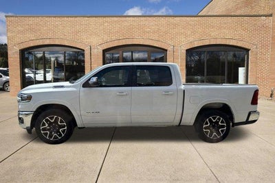2026 RAM 1500 Laramie 4x4 Crew Cab 5'7" Box