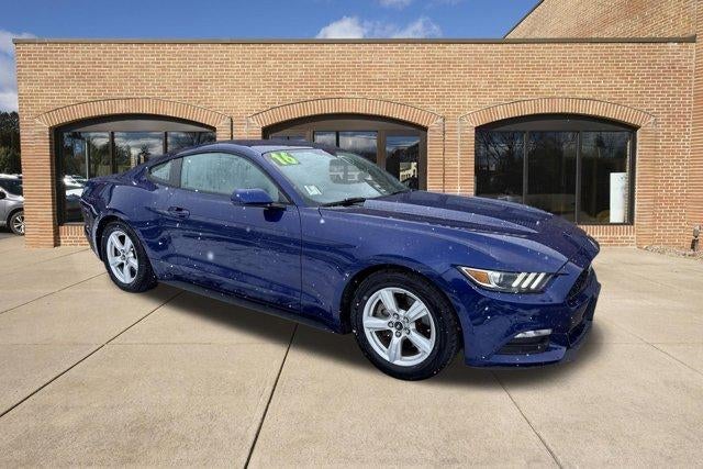 2016 Ford Mustang 2dr Fastback V6