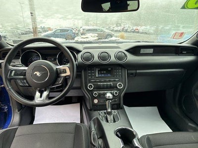 2016 Ford Mustang 2dr Fastback V6