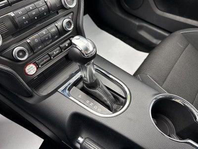 2016 Ford Mustang 2dr Fastback V6