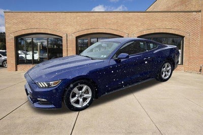 2016 Ford Mustang 2dr Fastback V6